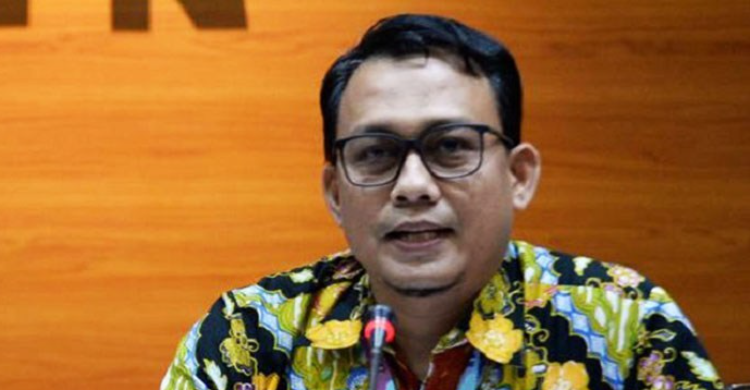 Kpk Perpanjang Masa Penahanan Bupati Banggai Cs