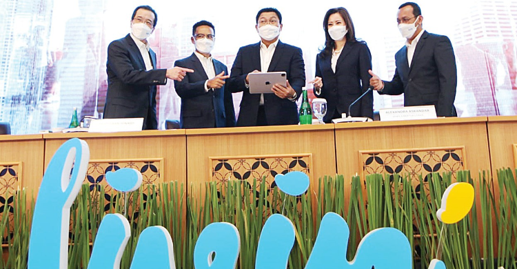 Laba Melesat dan Penyaluran Kredit Lebihi Target