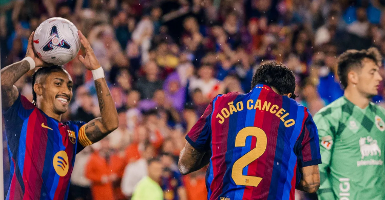 Liga Spanyol Barcelona Atletico Menang Telak Puncak Klasemen Makin Ketat
