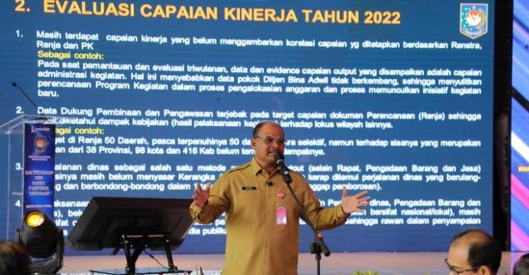 Serahkan DIPA 2023, Ditjen Bina Administrasi Kewilayahan Tekankan ...