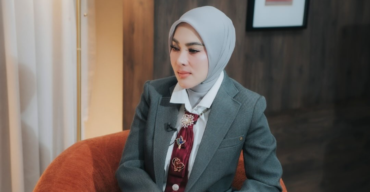 Syahrini Belajar Jadi Istri Mandiri
