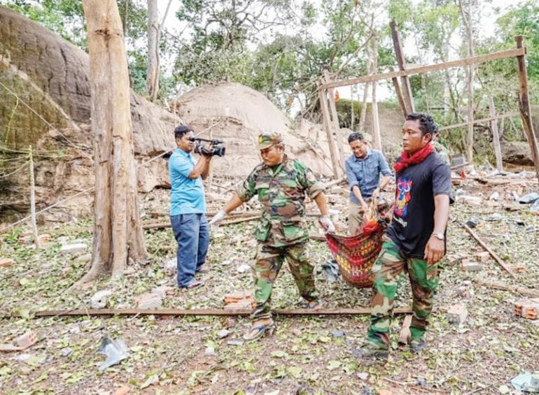 3 Hari Tewaskan 100 Orang Perang Thailand-Kamboja Lebih Ngeri Dari Iran-Israel - Hal.2