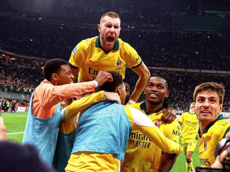 AC Milan Tak Berhasil Menggeser, Napoli Semakin Kukuh di Puncak