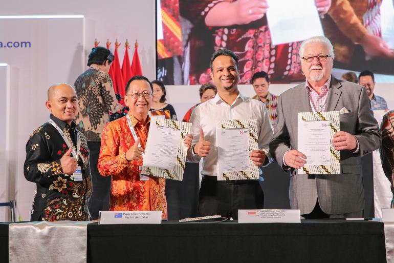Kelompok APP Tandatangani Lima MoU Ekspor di Trade Expo Indonesia 2025 Kelompok APP Tandatangani Lima MoU Ekspor di Trade Expo Indonesia 2025