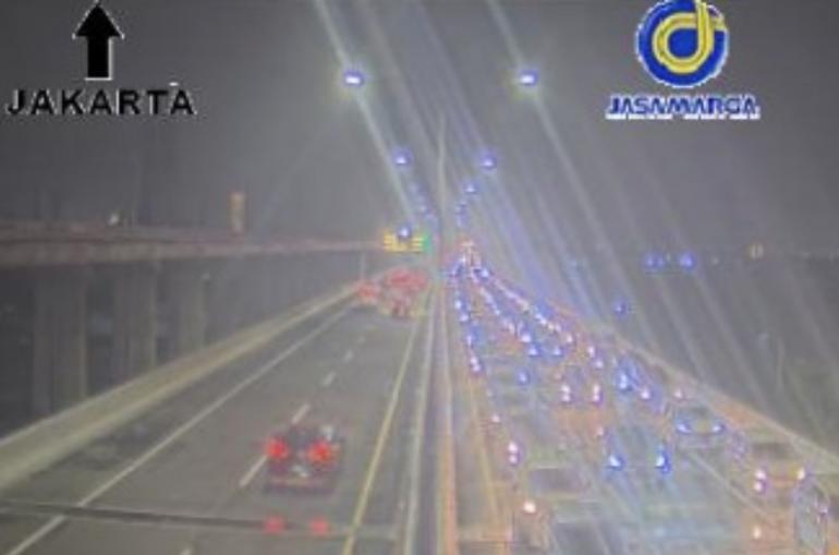 Arus Mudik Masih Tinggi, One Way Diperpanjang Lagi, Sampai Jam 12 Siang