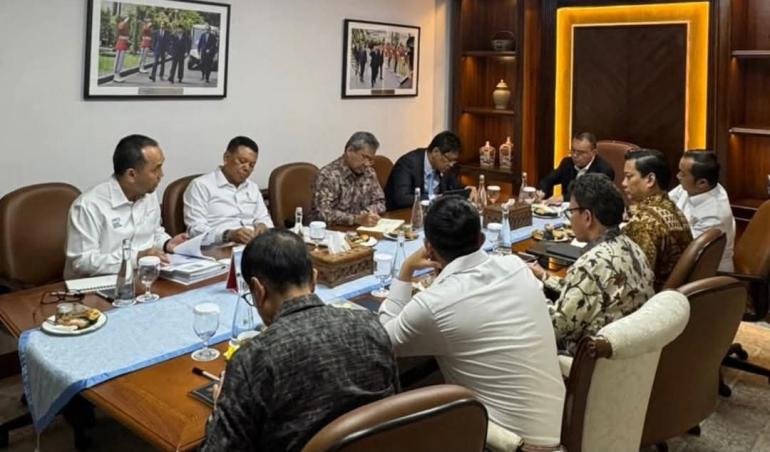 Bahas Program Strategis, Sejumlah Menteri Rapat dengan Wakil Ketua DPR ...