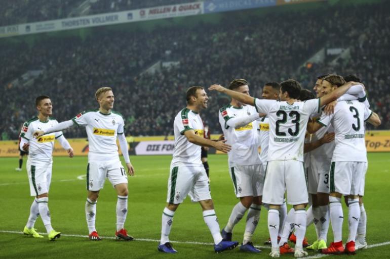 Bundesliga : B Monchengladbach Vs Wolfsburg, Usung Misi Jegal