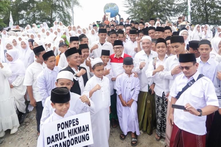 Cak Imin Menyebut Ditjen Pesantren Sebagai Hadiah Spesial di Hari Santri