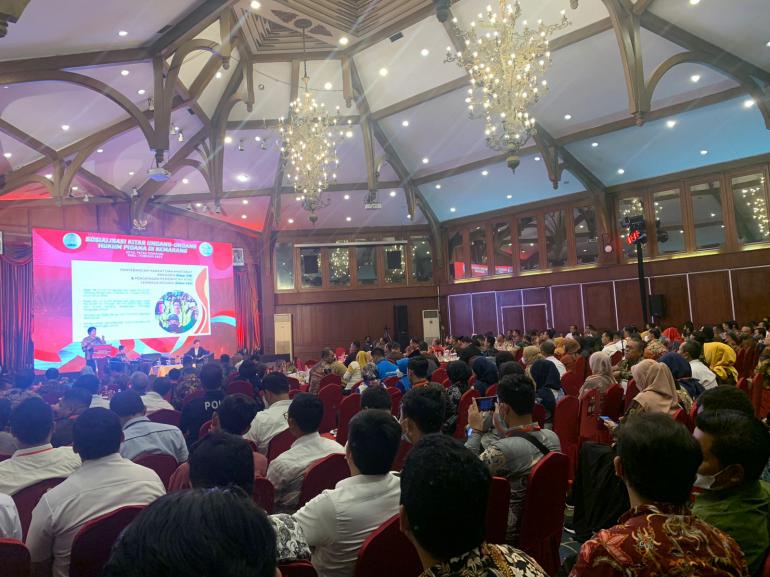 MAHUPIKI Gelar Sosialisasi KUHP Baru di Kota Semarang