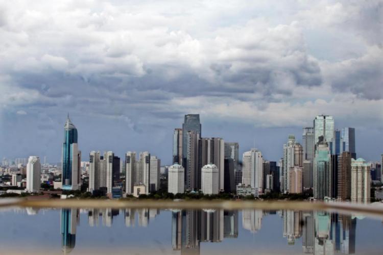 Cuaca Tangerang Besok, Senin Berpeluang Hujan Sedang Hingga Ringan