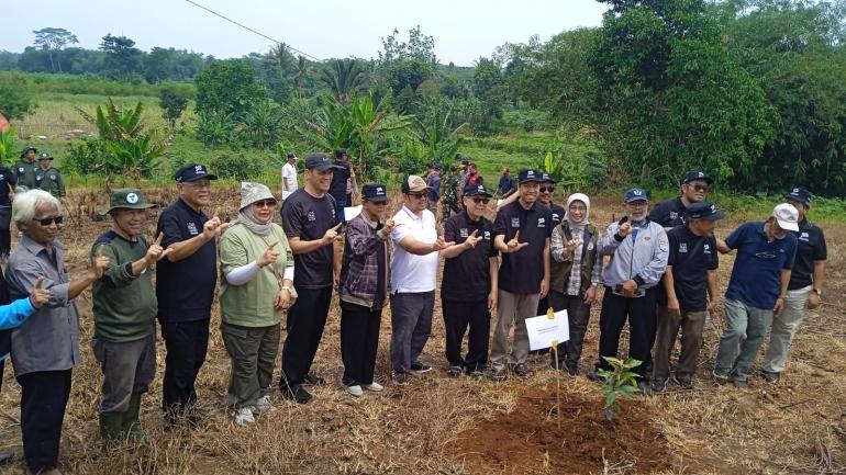 JMAI, ICRP, dan Kemenhut Bersinergi Melaksanakan Aksi Penanaman 100 Ribu Pohon di Bogor