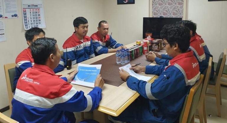 Kisah Pelaut PIS Menghadapi Gelombang, Perompak, dan Tantangan Global