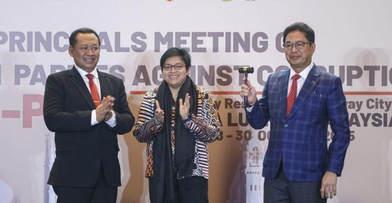 KPK Serahkan Kepemimpinan ASEAN-PAC kepada MACC, Perkuat Kerja Sama Antikorupsi di Kawasan