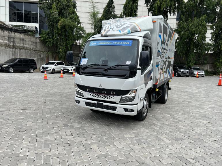 KTB Kasih Kode Truk Listrik ECanter Meluncur Di GIIAS, Harganya Masih ...