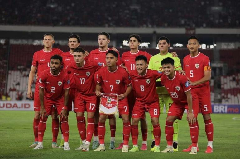 STY Fokus Poles Stiker Timnas Indonesia