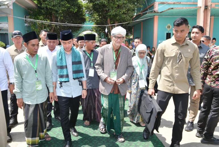 Kunjungi Ponpes Bahrul Ulum, Wapres Ajak Santri untuk Menguasai Teknologi Pertanian
