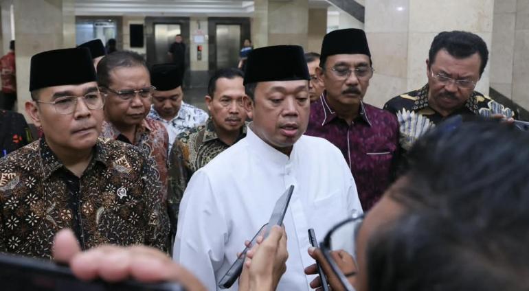 Muncul Ke Publik Pasca Kantornya Digeledah KPK, Nusron Hormati Proses Hukum