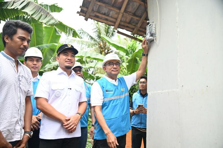 PLN Indonesia Power Menerangi Tanah Air Melalui Program Light Up The Dream