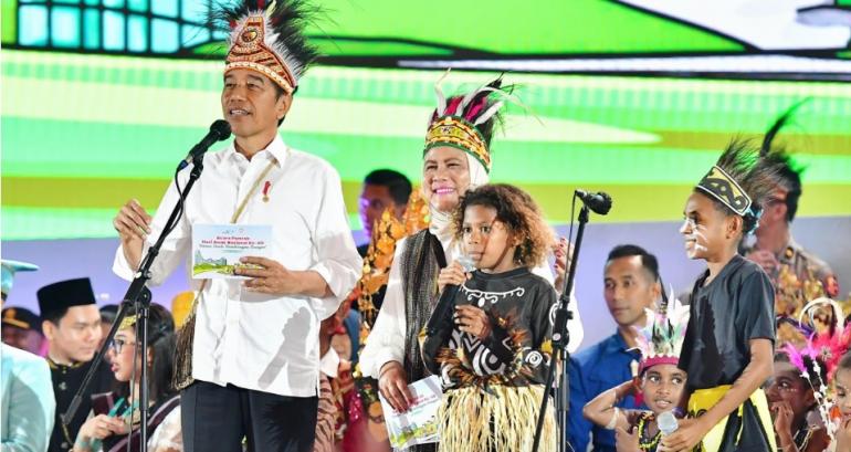 President impressed during his participation in the celebration of National Children's Day in Papua