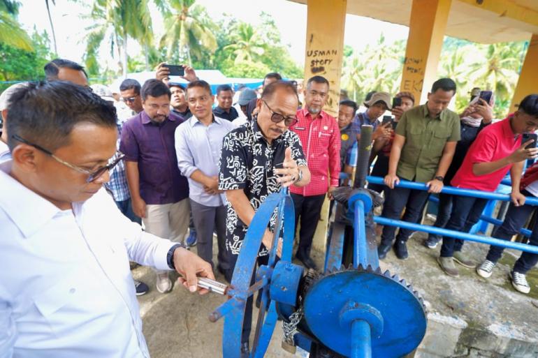 Gubernur Suhardi Menekankan Urgensi Keseimbangan Antara Hulu dan Hilir di Sektor Pertanian Gubernur Suhardi Menekankan Urgensi Keseimbangan Antara Hulu dan Hilir di Sektor Pertanian