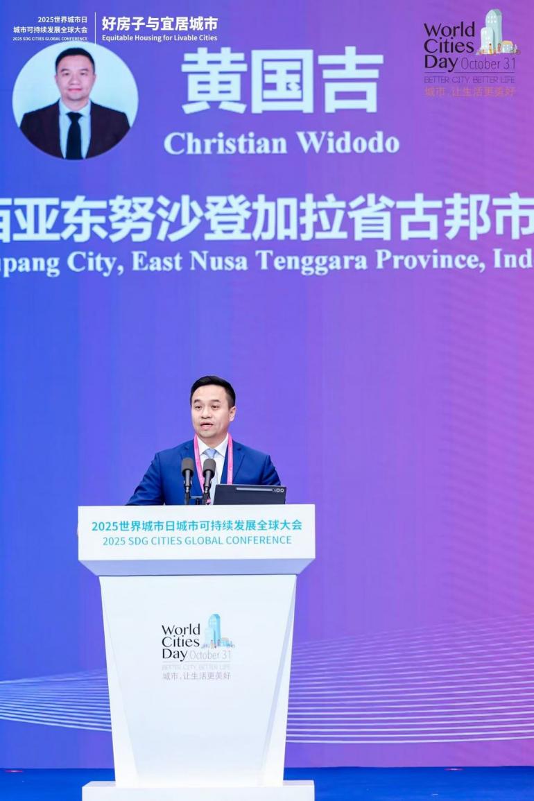 Mewakili Indonesia, Kader PSI Berperan sebagai Pembicara Utama di Konferensi Global di Shanghai