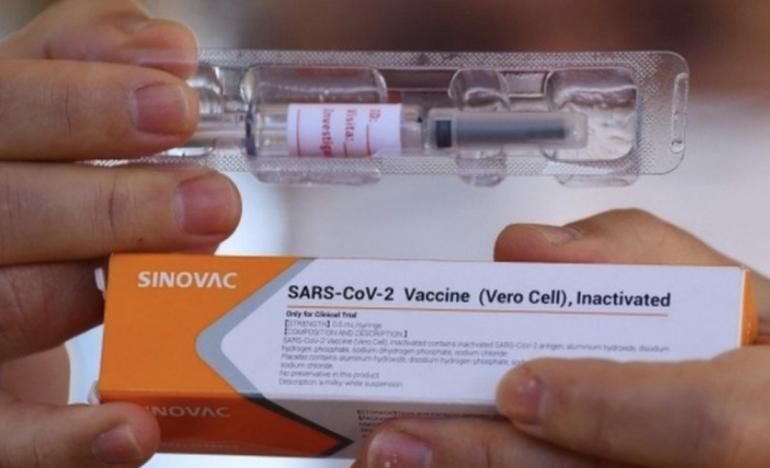 Malaysia sinovac kelebihan vaksin Kenapa dengan