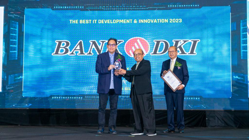 Bank DKI Raih Empat Penghargaan Digitech Award 2023