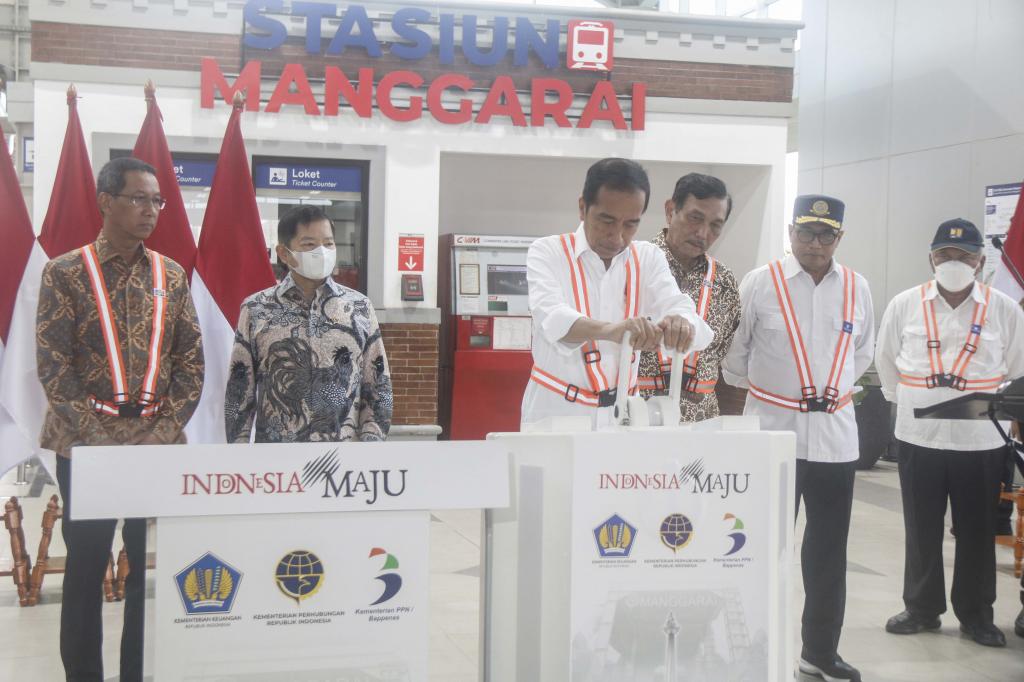 Jokowi Resmikan Stasiun Manggarai Tahap 1