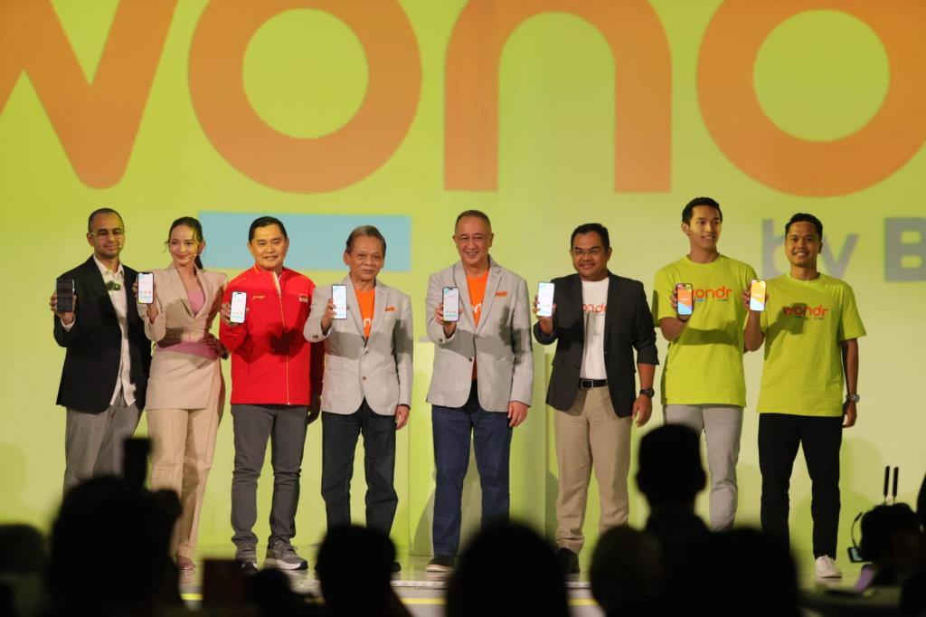 Viktoriya Bonya sikni soradi