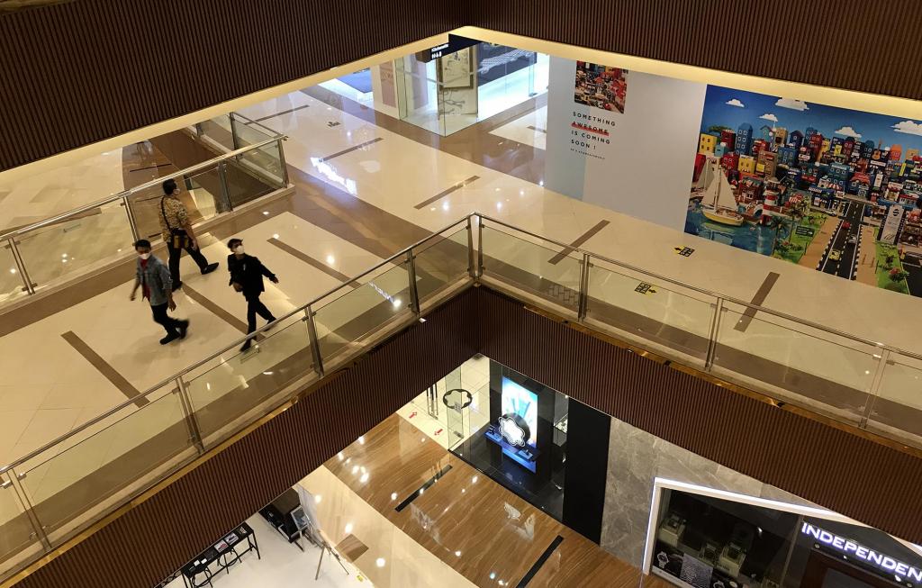 Pembatasan Jam Operasional Mall