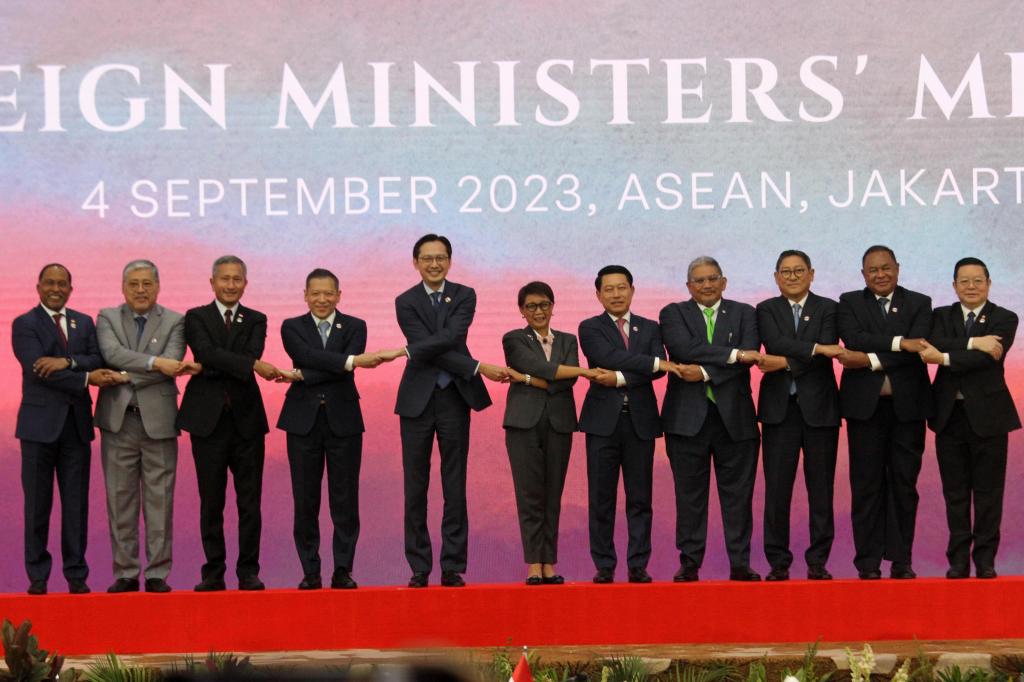 Pertemuan Menteri Luar Negeri ASEAN