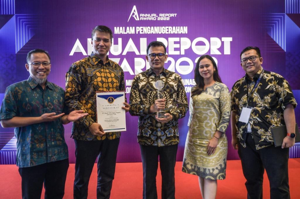 Sajikan Laporan Keuangan Terbaik, Bank BTN Raih Juara I Annual Report Award