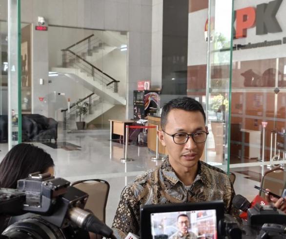 KPK Duga Rekening Penampungan Uang Suap Bupati Muara Enim Pakai Nama OB