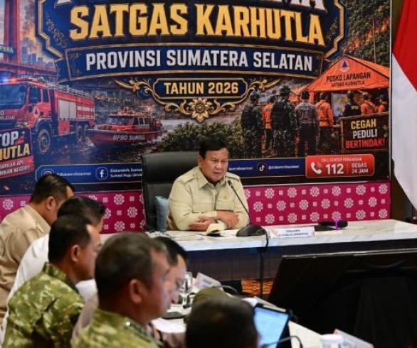 Prabowo Pastikan Kebutuhan Petugas Karhutla Dipenuhi, Tambah Pompa-Alat Berat