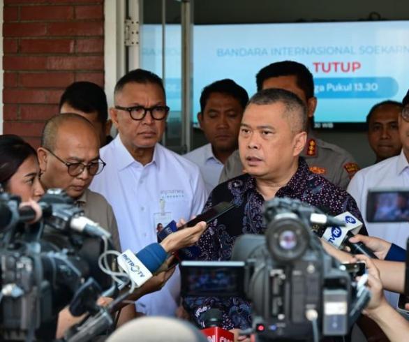 Pesawat Wajib Dicek, Menhub Dudy: Pastikan Tak Ada Abu Vulkanik di Mesin