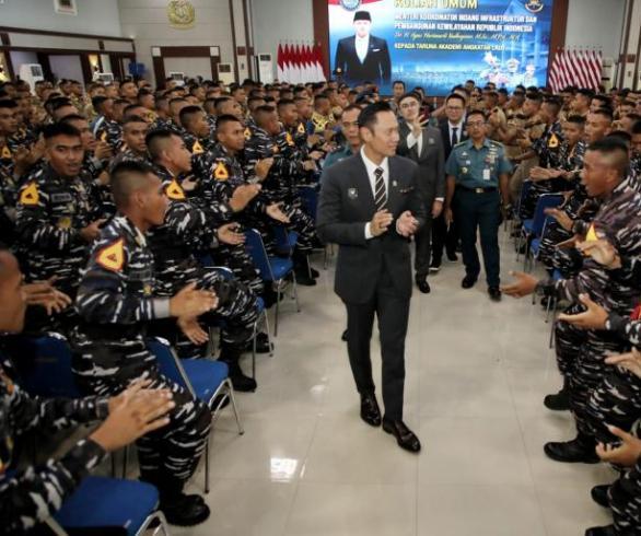 Menko AHY Ke Taruna AAL: Jika Ingin Damai, Bersiaplah Untuk Perang