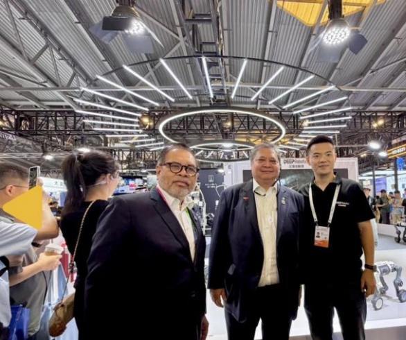 World Artificial Intelligence Conference 2026 Menko Airlangga Lirik Peluang Transfer Teknologi Robotika dan AI ke Indonesia