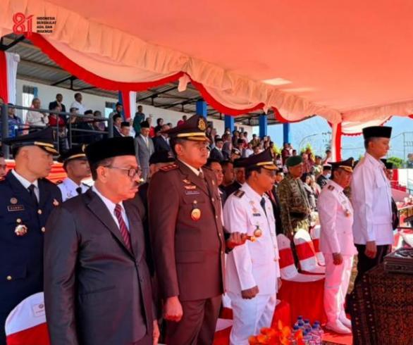Usai Pimpin Upacara di Ende, Menteri Dody Langsung Tangani Gempa Nagekeo