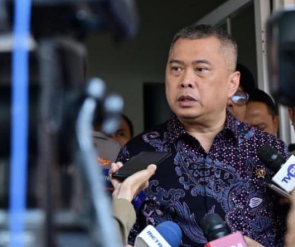 Bandara di Lampung Tunggu Perkembangan Menhub Dudy: 5 Bandara Terdampak Abu Vulkanik Anak Krakatau Kembali Dibuka