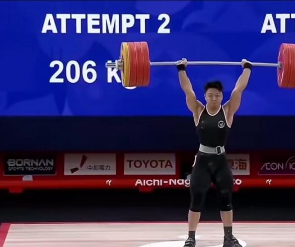 Top, Rahmat Erwin Sumbang Emas Kedua Indonesia di Asian Games 2026