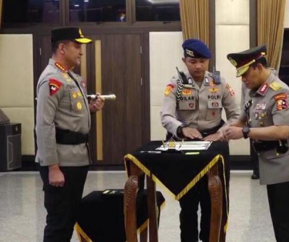Dadang Hartanto Resmi Jadi Kapolda Metro Jaya, Asep Edi Suheri Irwasum
