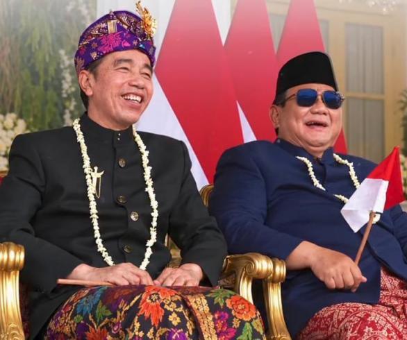 Jokowi Ucapkan Selamat Ulang Tahun ke-75 untuk Prabowo