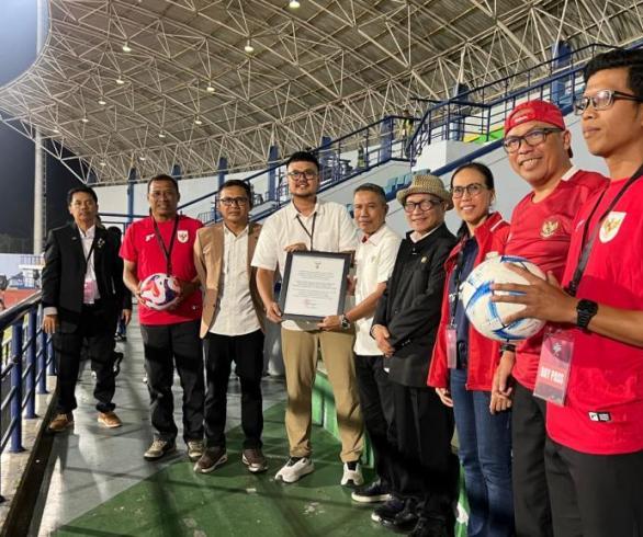 PSSI Terima Piagam Rekor MURI, Cetak 3.000 Pelatih Baru di Indonesia