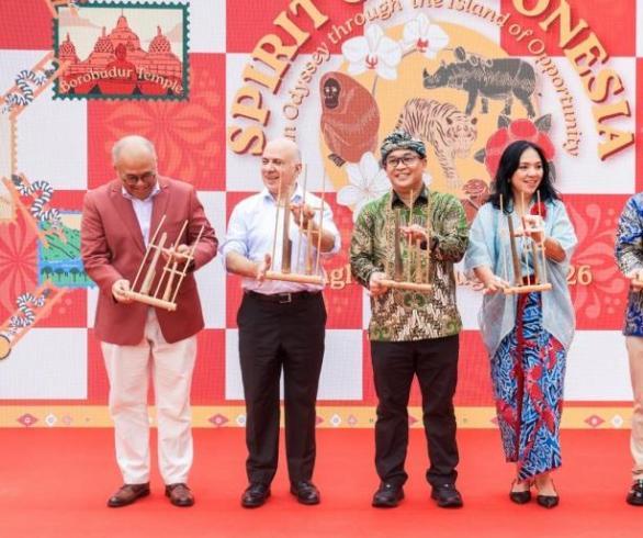 Produk UMKM Diserbu, Warga Shanghai Rela Antre Demi Cicipi Jajanan RI