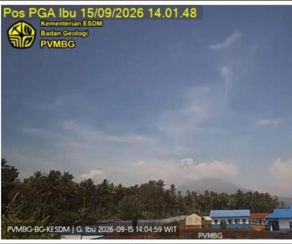 Gunung Ibu Batuk-Batuk, Tinggi Kolom Letusan 700 Meter