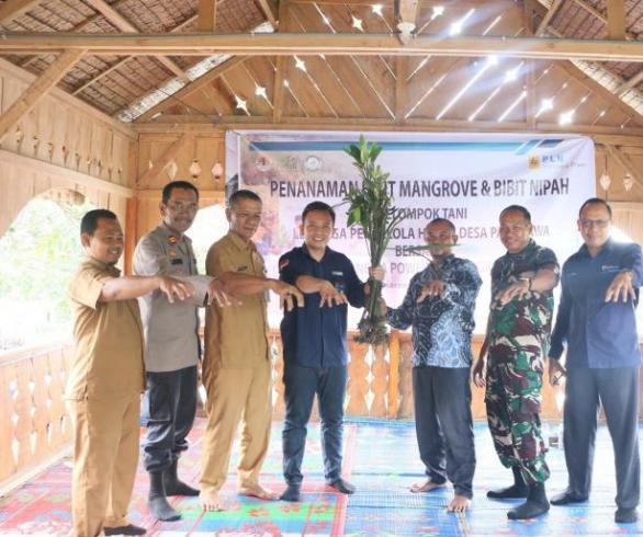 Program Pasar Rawa PLN Indonesia Power Pulihkan Mangrove dan Dongkrak Ekonomi