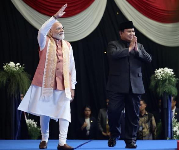 Bicara Di Depan PM Modi Prabowo: Demokrasi Penuh Dinamika, Tetapi Jangan Pernah Menyerah