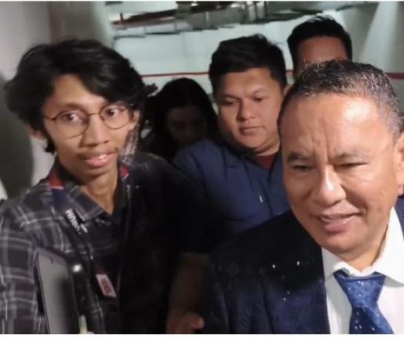 Hotman Resmi Jadi Kuasa Hukum Eks Jampidsus, Dampingi Pemeriksaan Tersangka