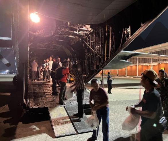 Tangani Gempa NTT, Pemerintah Buka Akses Logistik Dan RS Lapangan