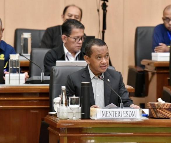 Bahlil: Jangan Tunggu Desil, Baru Lampu Orang Nyala